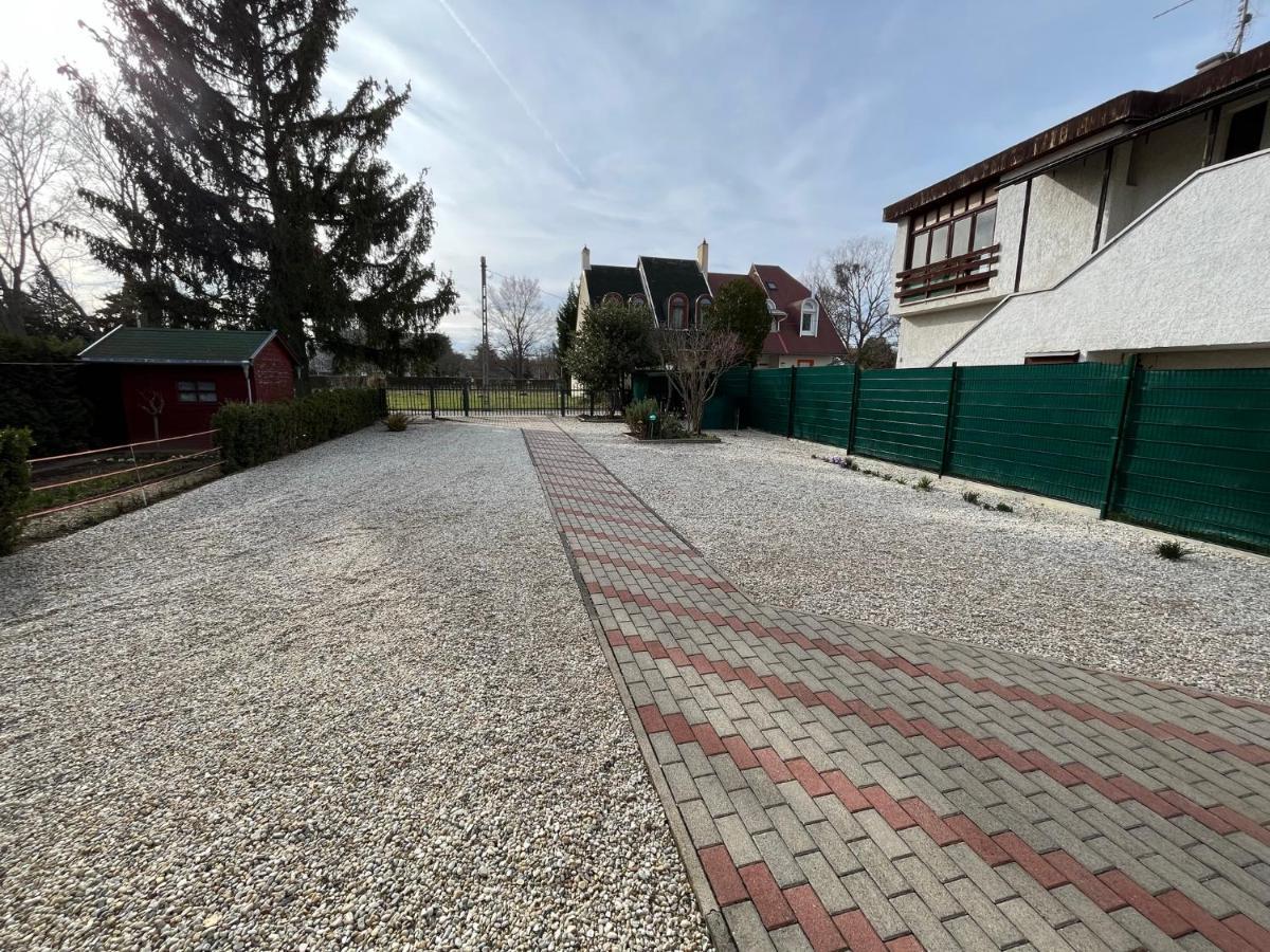 Karolin Apartman Bük Buitenkant foto