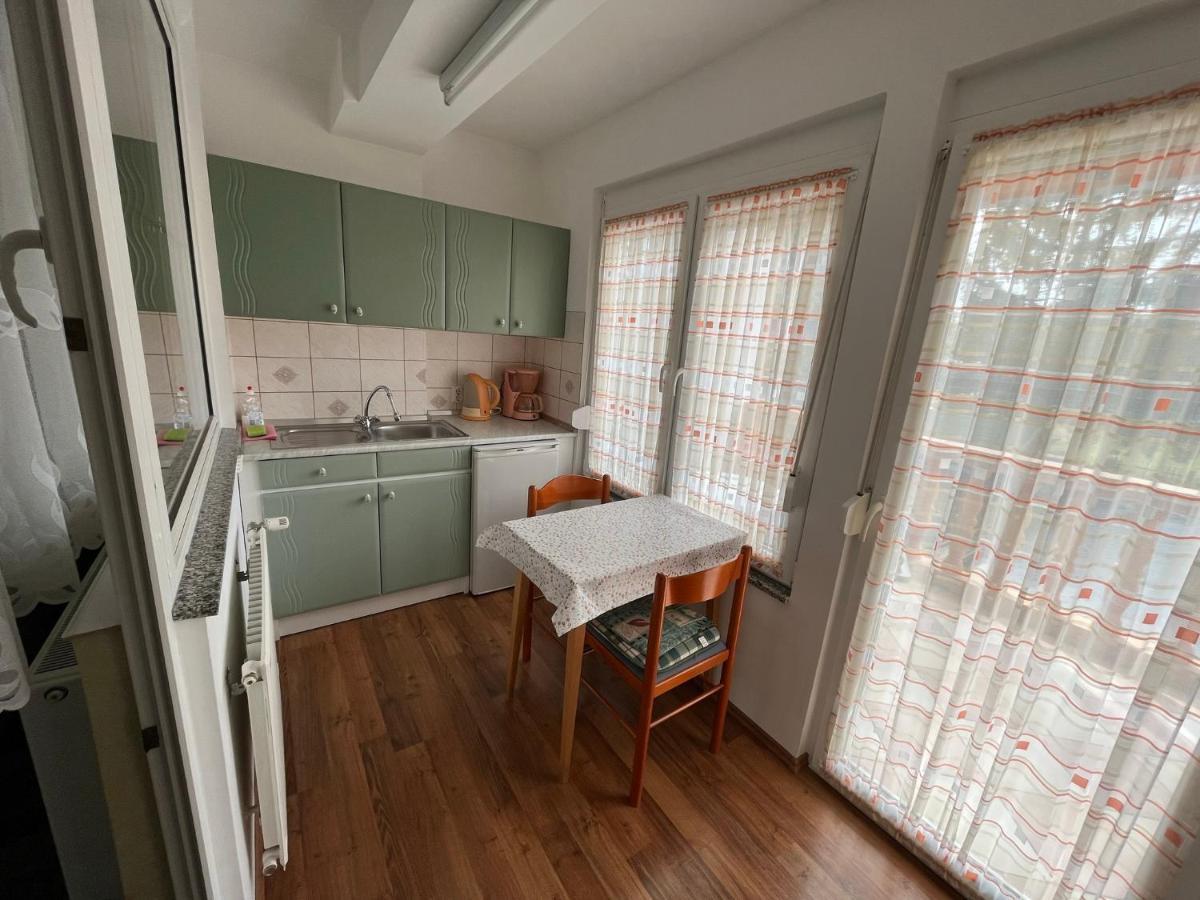Karolin Apartman Bük Buitenkant foto