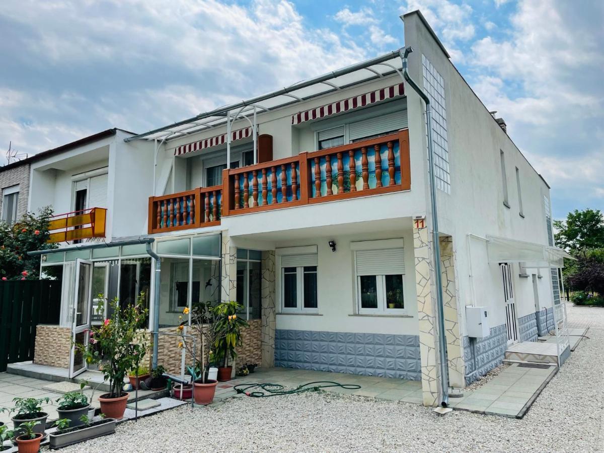 Karolin Apartman Bük Buitenkant foto