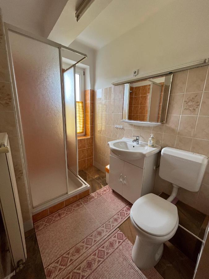 Karolin Apartman Bük Buitenkant foto