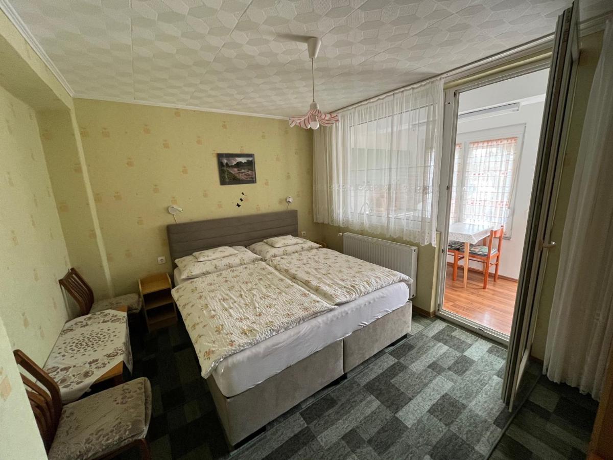 Karolin Apartman Bük Buitenkant foto