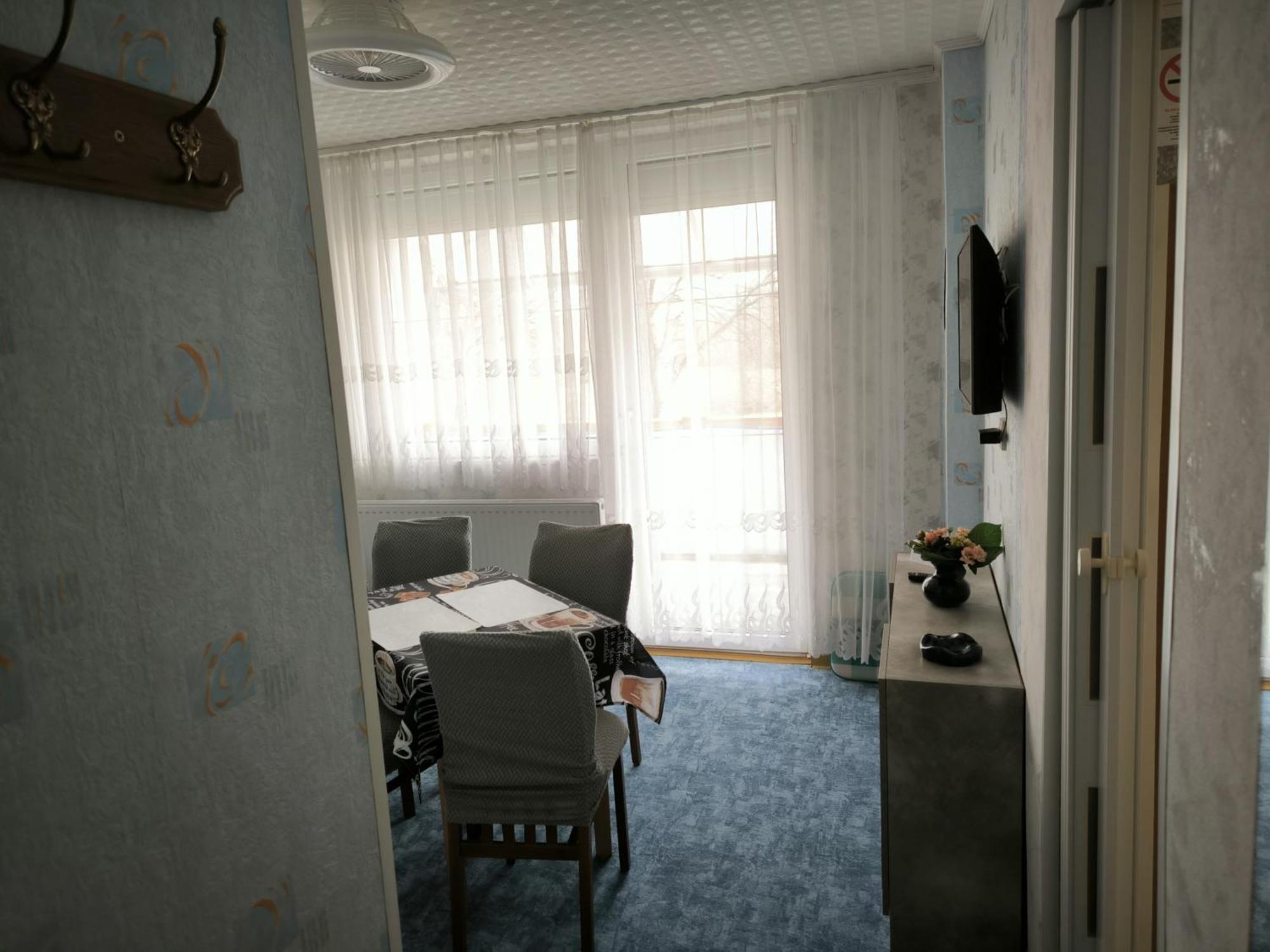 Karolin Apartman Bük Buitenkant foto